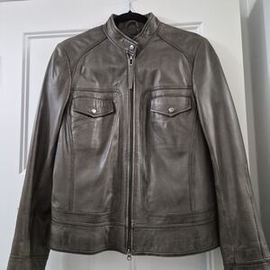 Danier Gray Leather Jacket With A Green Undertone